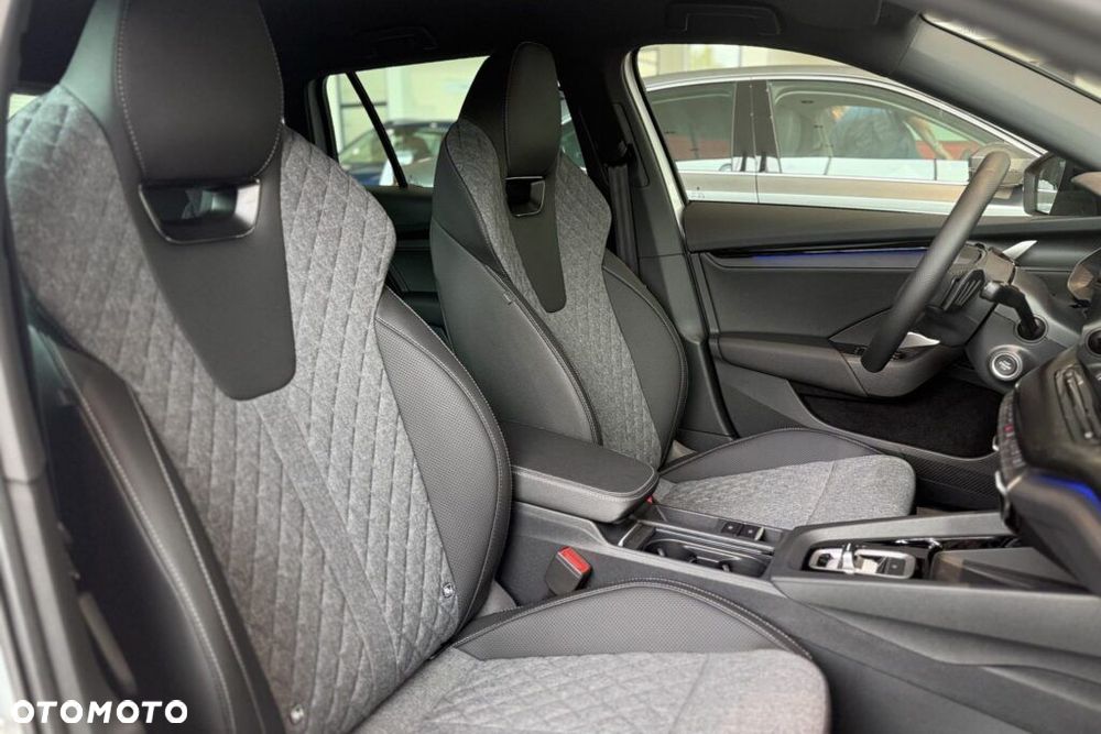 Skoda Octavia 1.5 TSI mHEV Business DSG - 24
