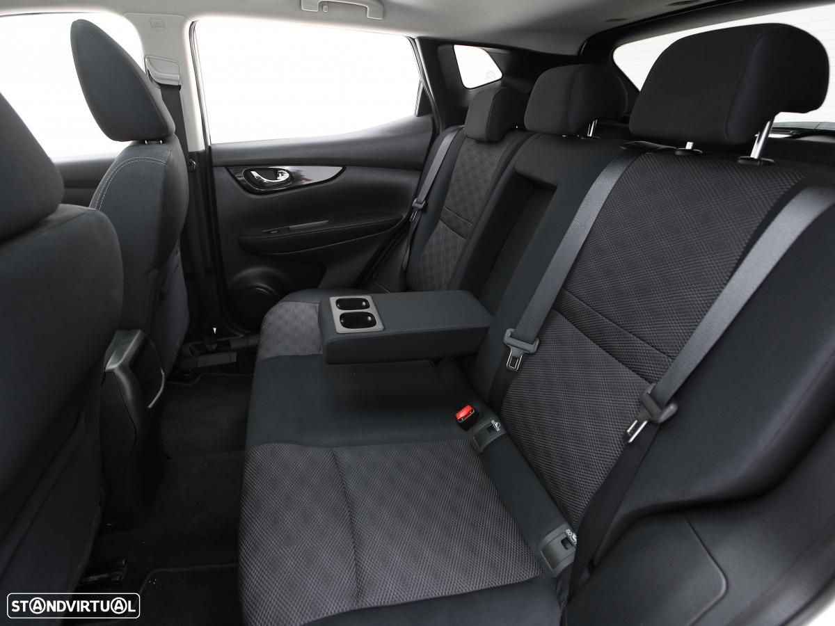 Nissan Qashqai - 10