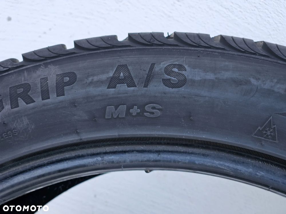 OPONA OPONY GRIPMAX SUREGRIP 275/40 R20 DOT 4721 - 6