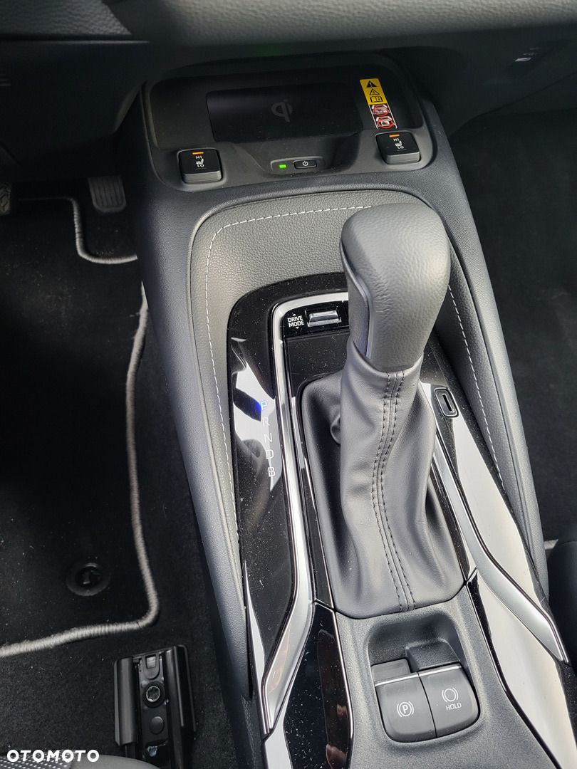 Toyota Corolla 1.8 Hybrid Executive - 13