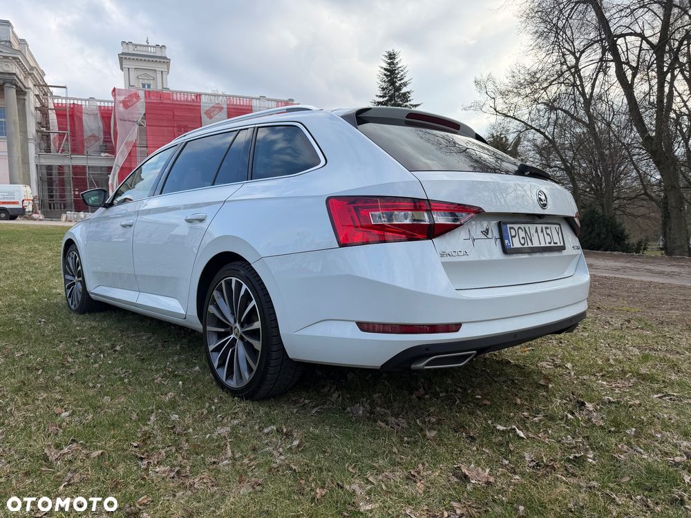 Skoda Superb 2.0 TDI Active DSG7 - 8
