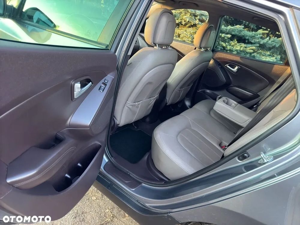 Hyundai ix35 1.6 2WD Fifa World Cup Edition - 16