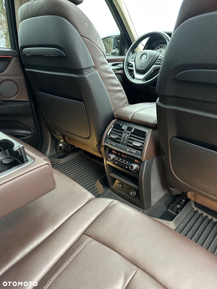 BMW X5 xDrive35i Edition Exclusive - 10