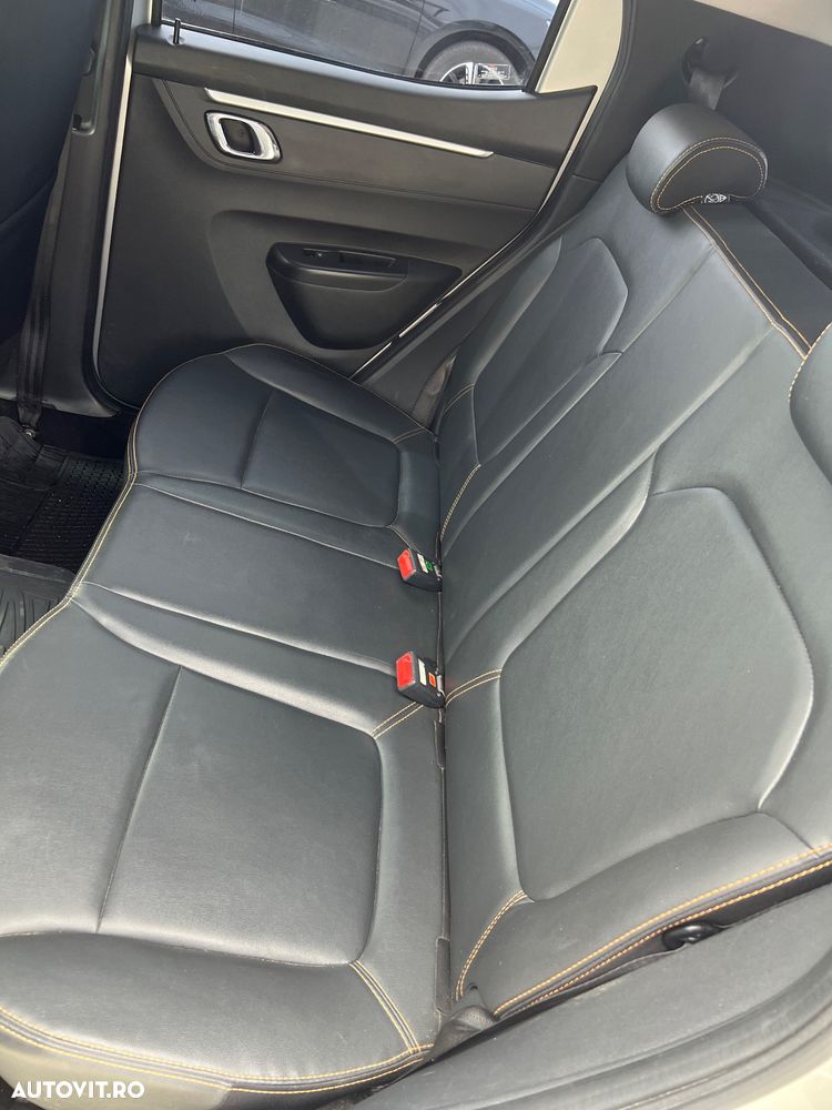 Dacia Spring Comfort Plus - 5