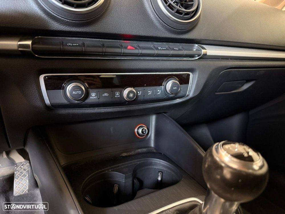 Audi A3 Sportback 1.6 TDI S-line - 6