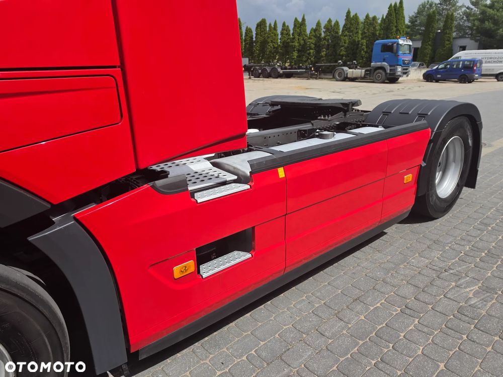 Volvo FH 460 / STANDARD / XXL / i SAVE / EURO 6/ GLOBETROTTER/ / AUTOMAT/SERVIS /2019/ KAMERA/ SKÓRY /PERFEKCYJNY STAN / ZABUDOWY  MIĘDZYOSIOWE/ - 8