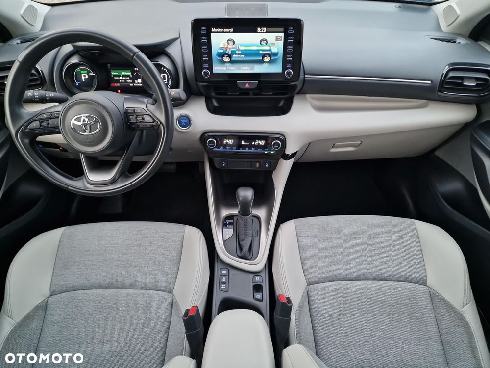 Toyota Yaris Hybrid 1.5 Selection Elegant - 10