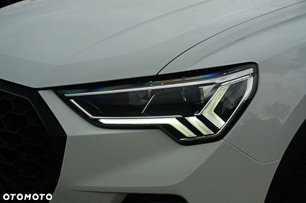 Audi Q3 Sportback - 9