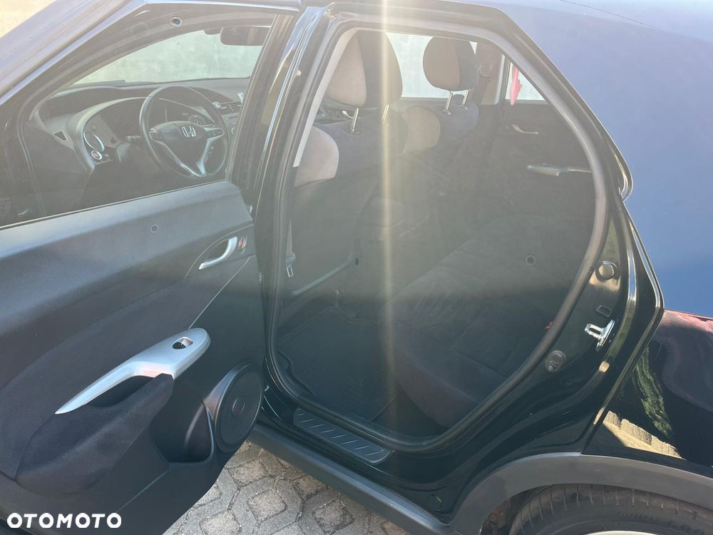 Honda Civic 1.8 Comfort - 8