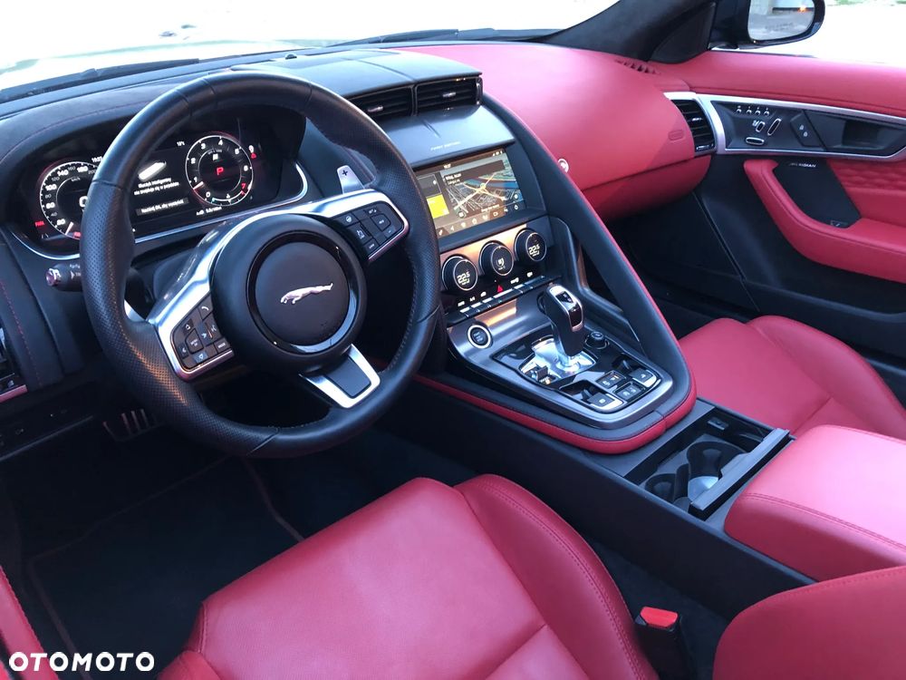 Jaguar F-Type Cabriolet P300 First Edition - 9