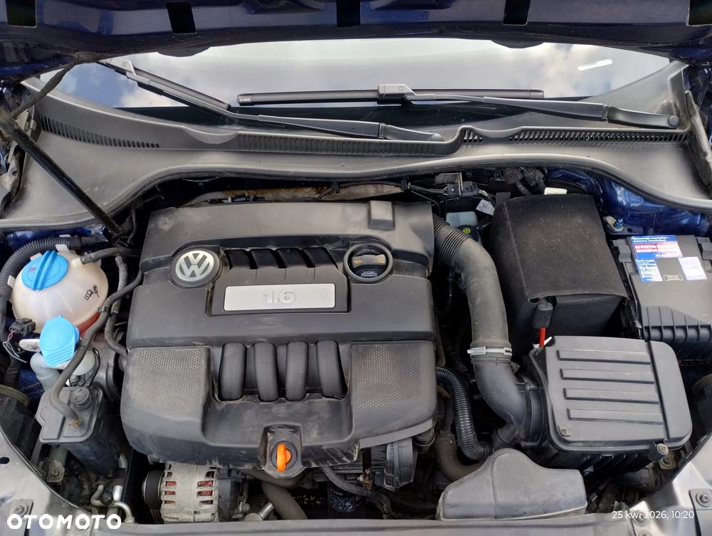 Volkswagen Golf 1.6 Comfortline - 32