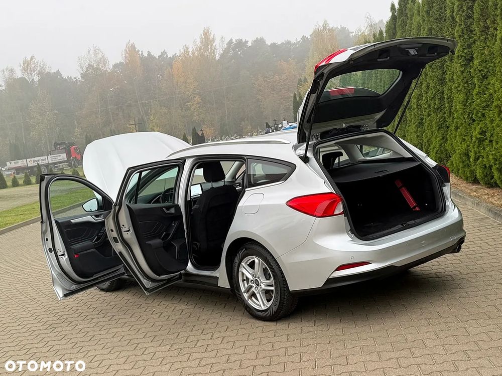Ford Focus 1.5 EcoBlue STart-Stopp-System TITANIUM - 36
