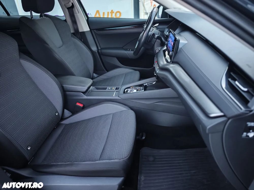 Skoda Octavia 2.0 TDI DSG Ambition - 18