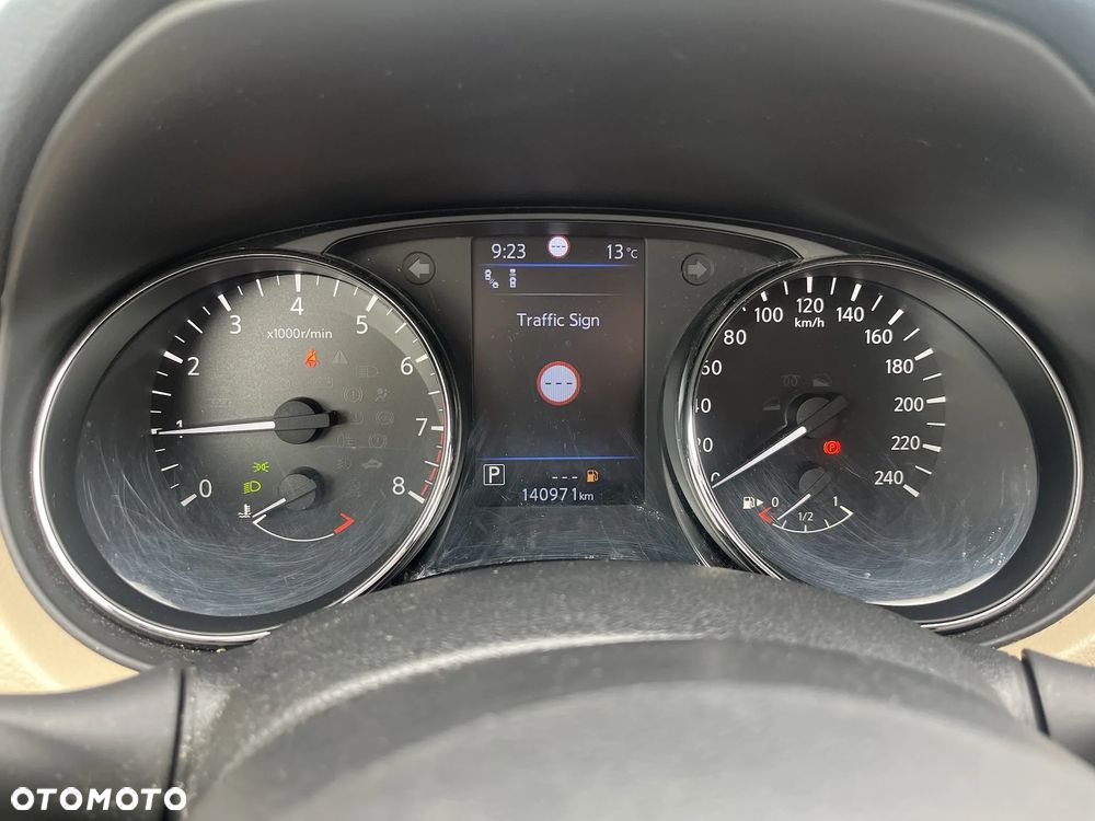Nissan X-Trail 1.3 DIG-T Tekna 2WD DCT 7os - 25