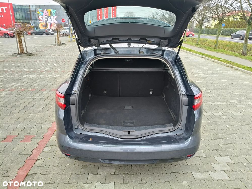 Renault Megane 1.5 Blue dCi Business - 11