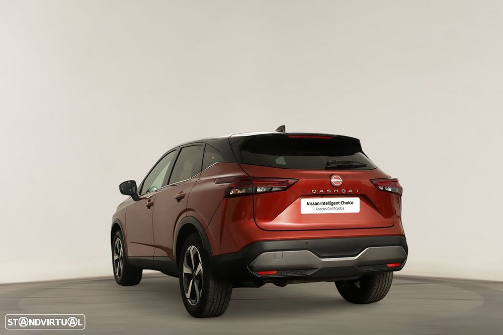 Nissan Qashqai 1.3 DIG-T N-Connecta LED Xtronic - 3