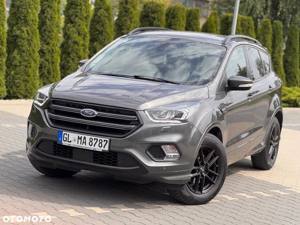 Ford Kuga 1.5 EcoBoost 2x4 ST-Line - 12