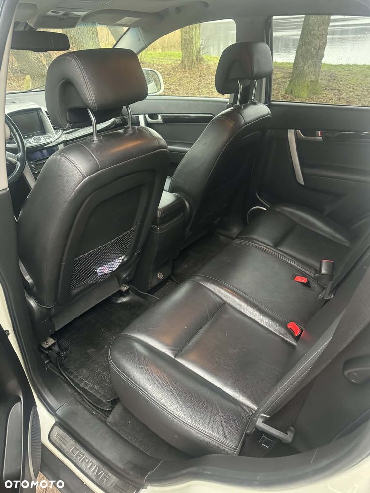 Chevrolet Captiva 2.4 LT+ - 9