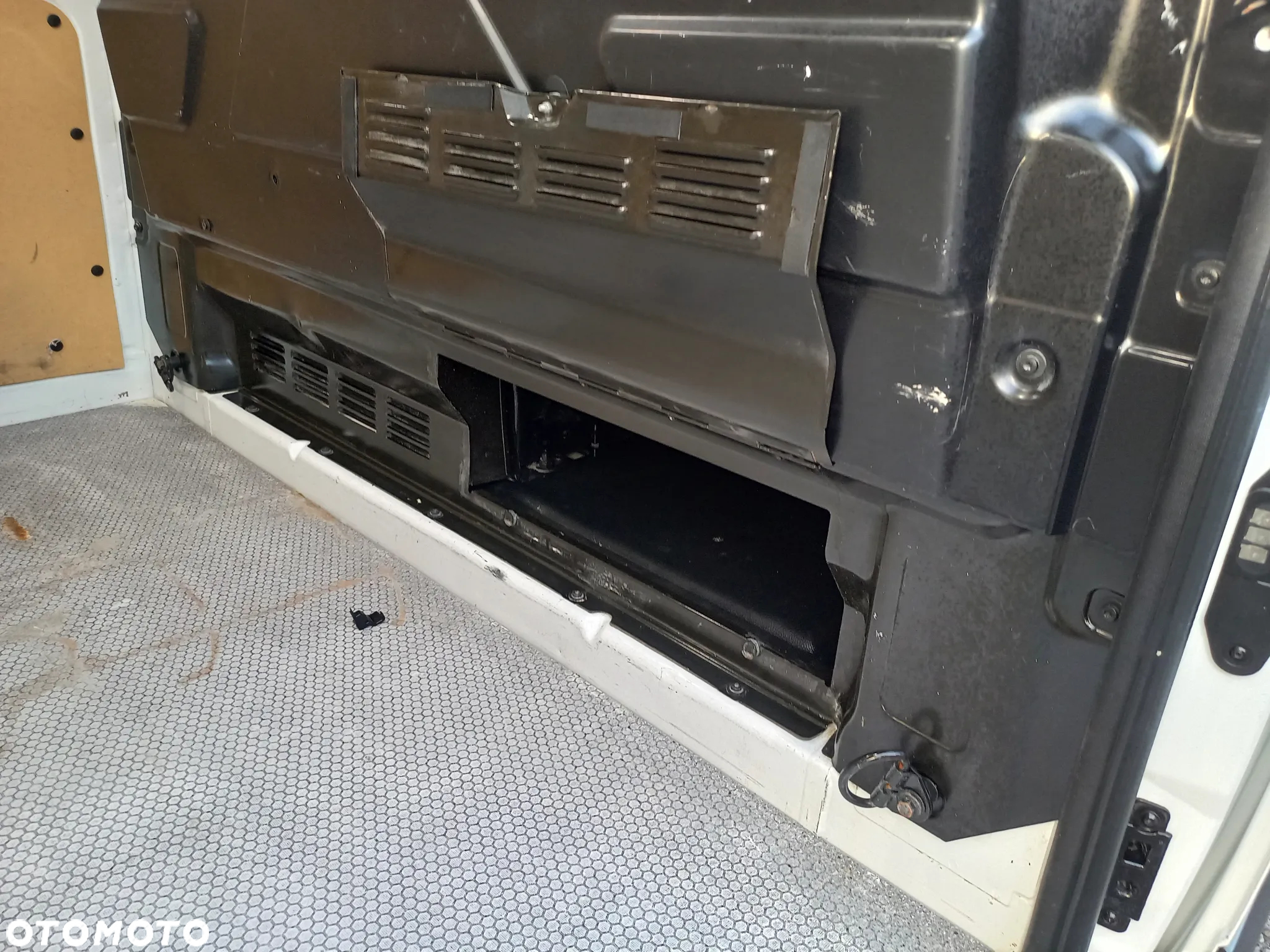 Ford Transit Custom - 11
