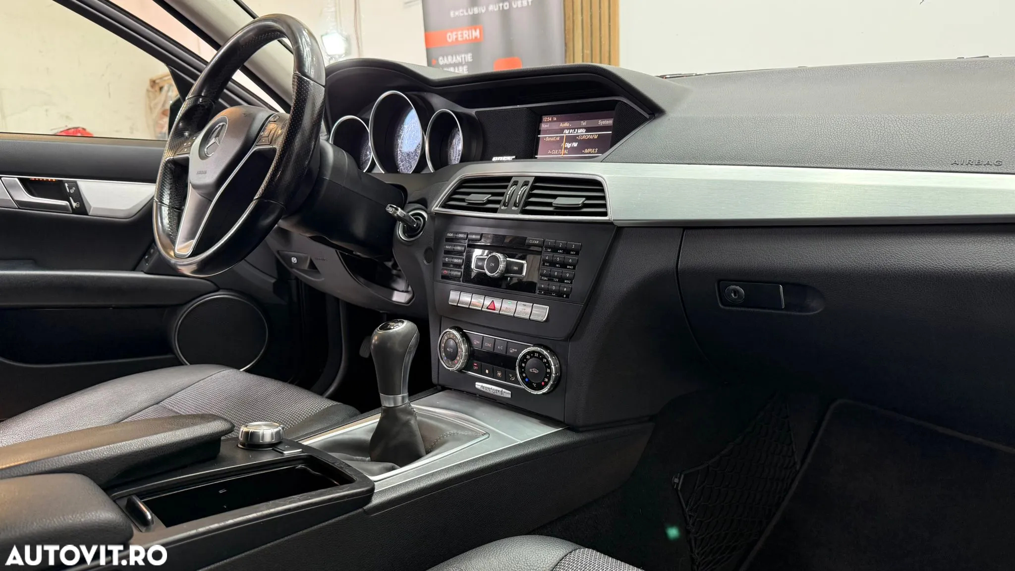 Mercedes-Benz C 180 T CDI Avantgarde Edition - 21