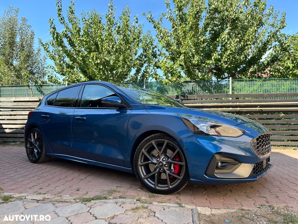 Ford Focus 2.3 Ecoboost ST X - 22