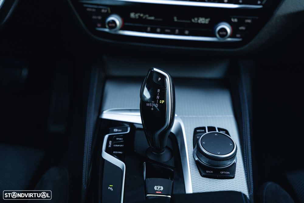 BMW 520 d Pack M Auto - 51