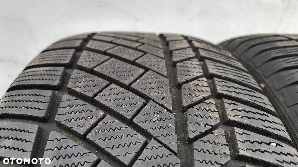 Continental Contiwintercontact TS830P 255 50 19 - 2