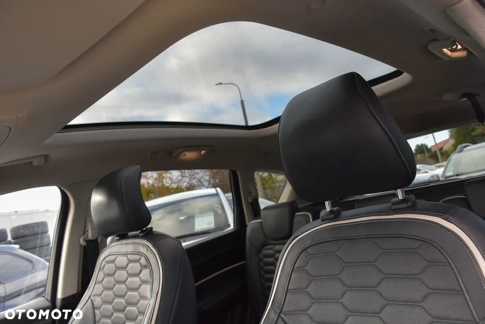 Ford S-Max 2.0 TDCi Vignale PowerShift - 24