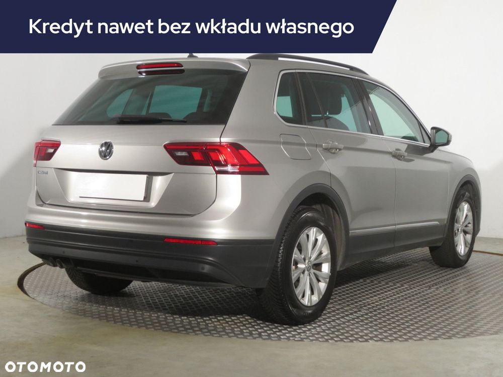 Volkswagen Tiguan - 7