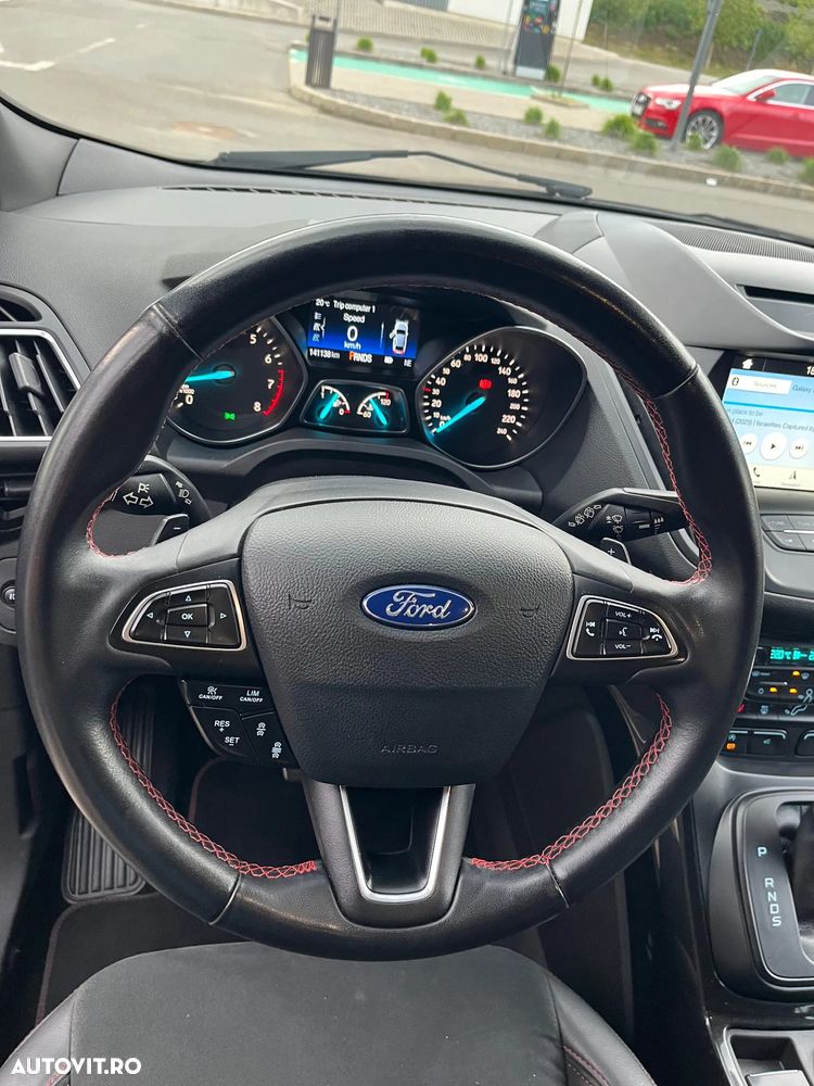 Ford Kuga 1.5 EcoBoost 4WD Aut. ST-Line - 6