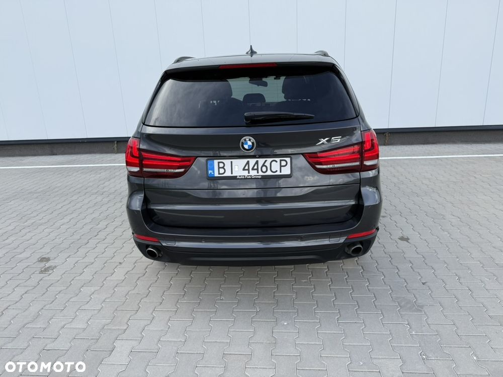 BMW X5 xDrive35i - 14