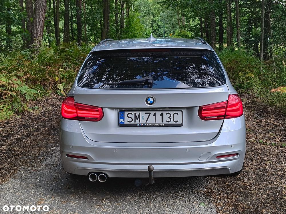 BMW Seria 3 320d xDrive - 2
