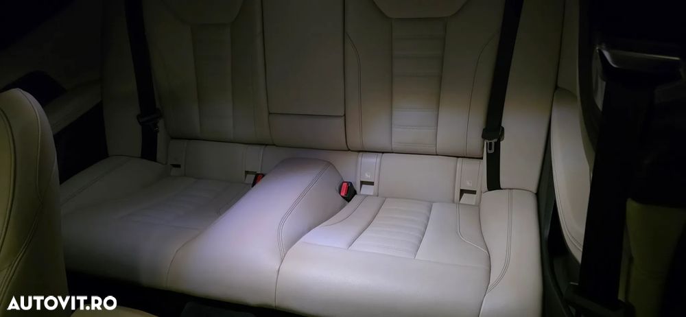 BMW M4 M440i xDrive - 20