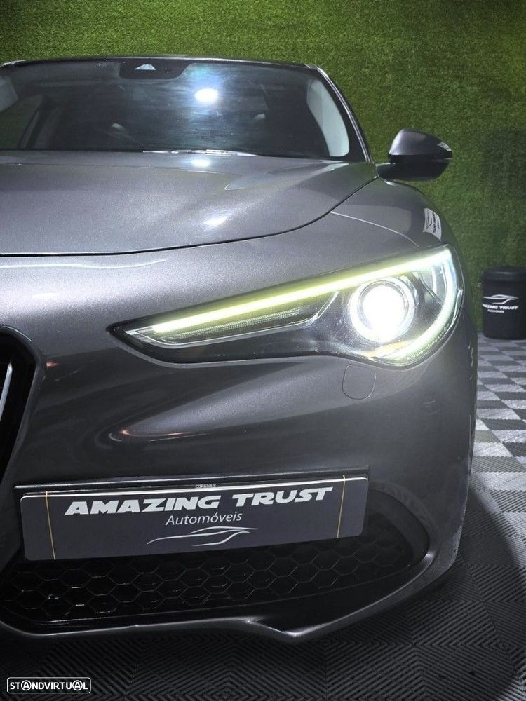 Alfa Romeo Stelvio 2.2 D Super AT8 - 8