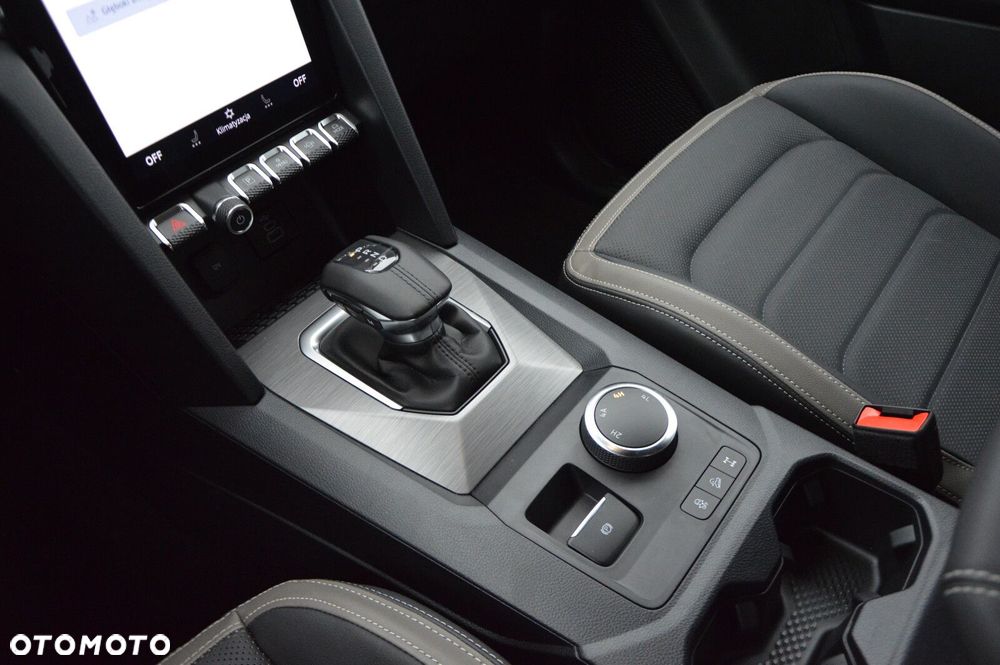 Volkswagen Amarok Aventura - 12