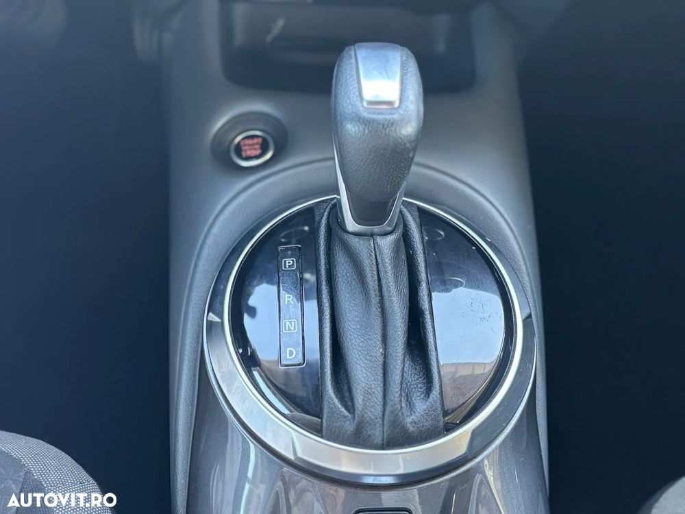 Nissan Juke 1.0 DIG-T DCT N-Connecta - 24