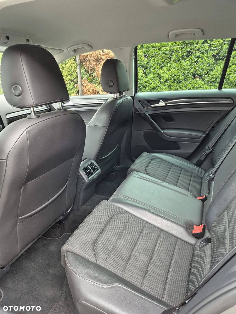 Volkswagen Golf 1.4 TSI BMT Highline DSG - 17