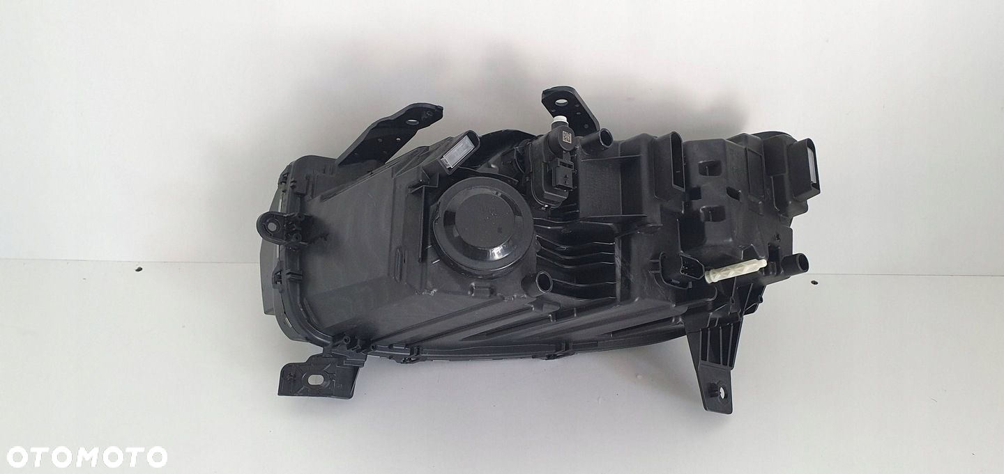 Dacia Duster III 2024 Lampa prawa przód przednia - 4