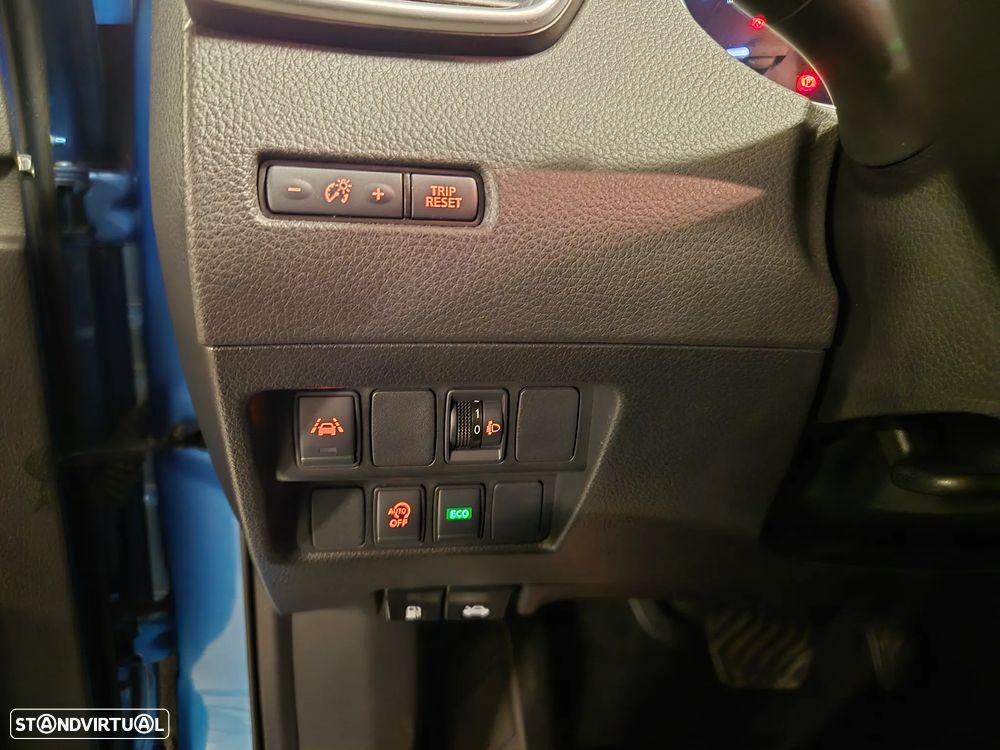 Nissan Qashqai 1.3 DIG-T DCT N-CONNECTA - 23
