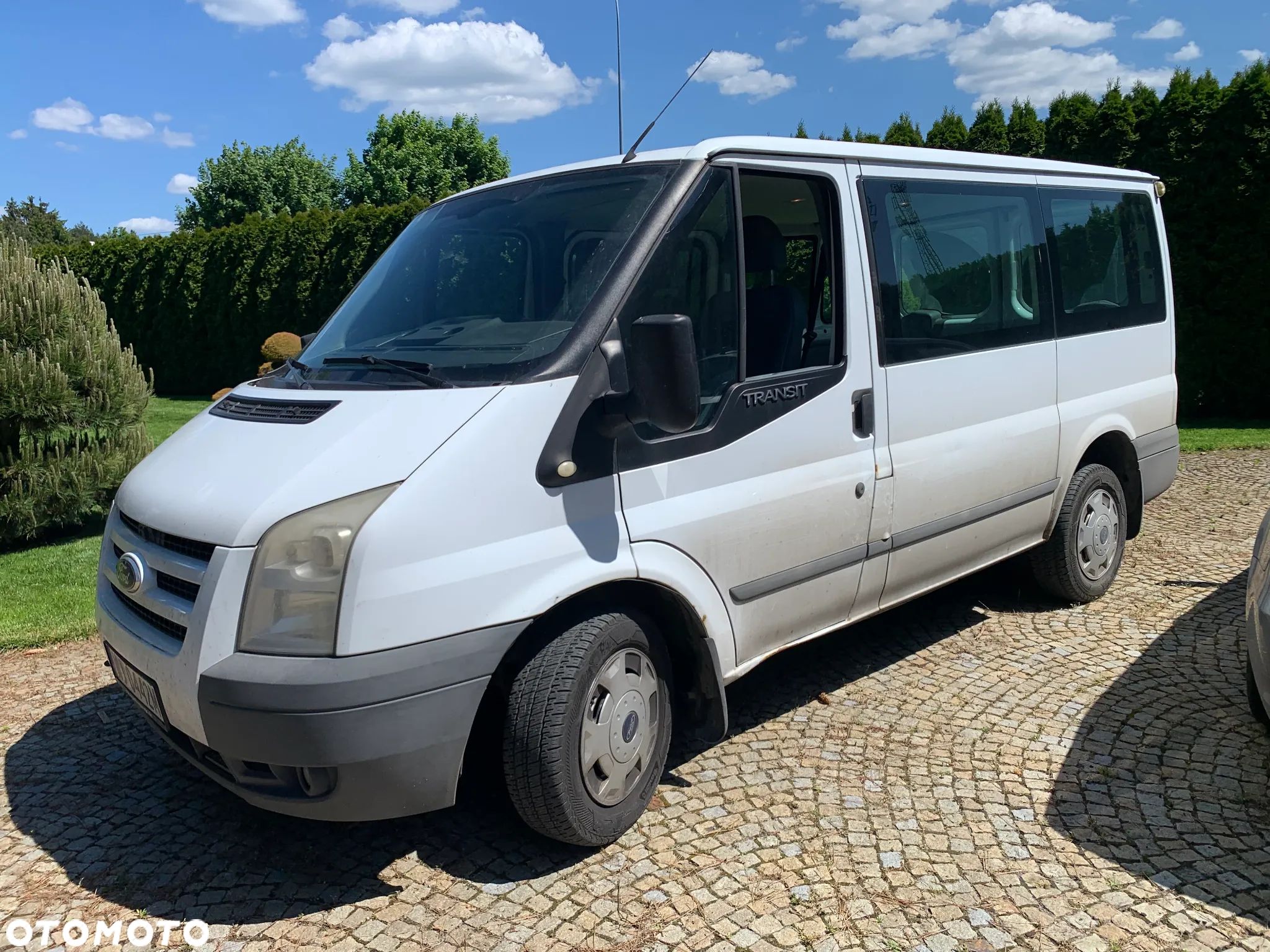Ford Transit - 1