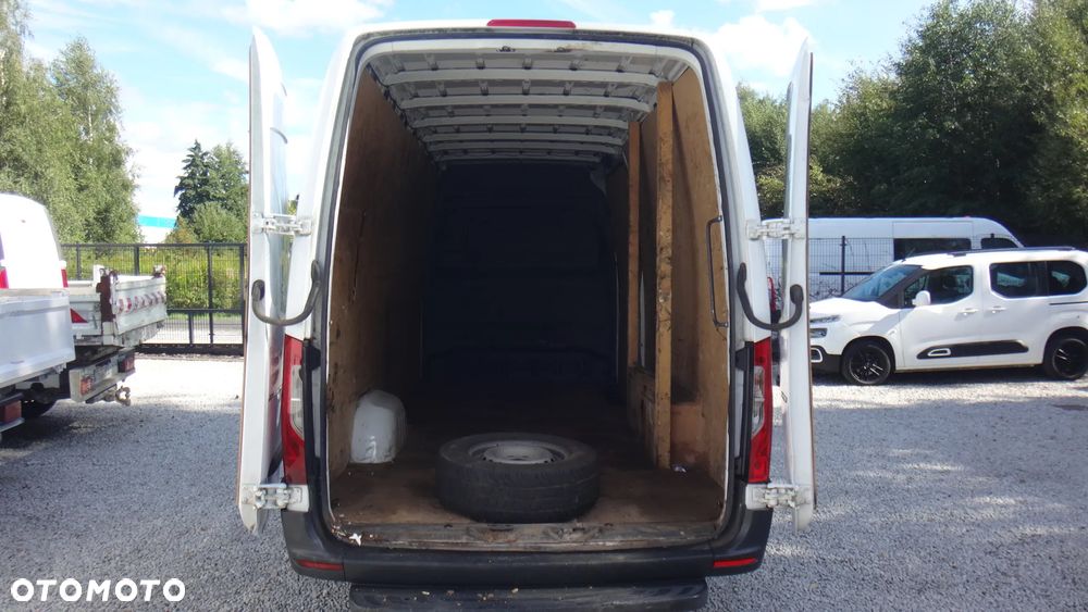 Mercedes-Benz SPRINTER - 7