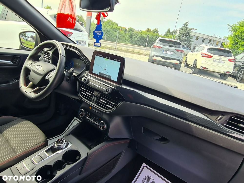 Ford Kuga 2.5 Duratec PHEV ST-LINE - 37