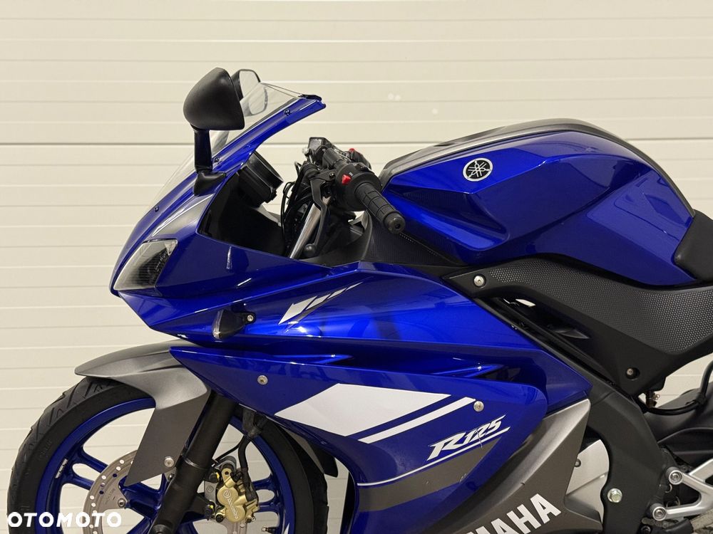 Yamaha YZF - 24