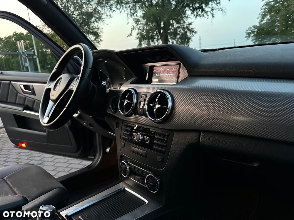 Mercedes-Benz GLK - 9