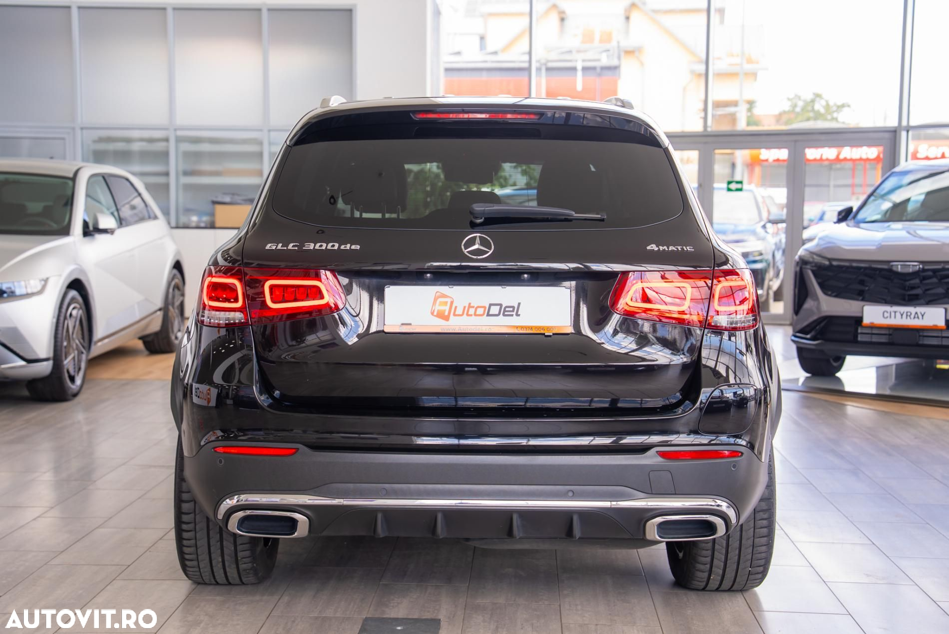 Mercedes-Benz GLC - 9