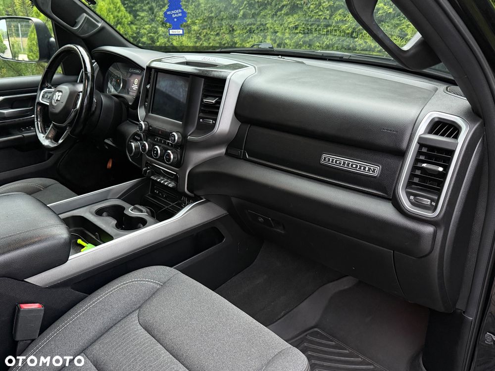 RAM 1500 - 9