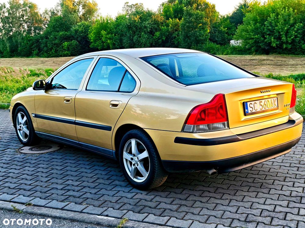 Volvo S60 - 3