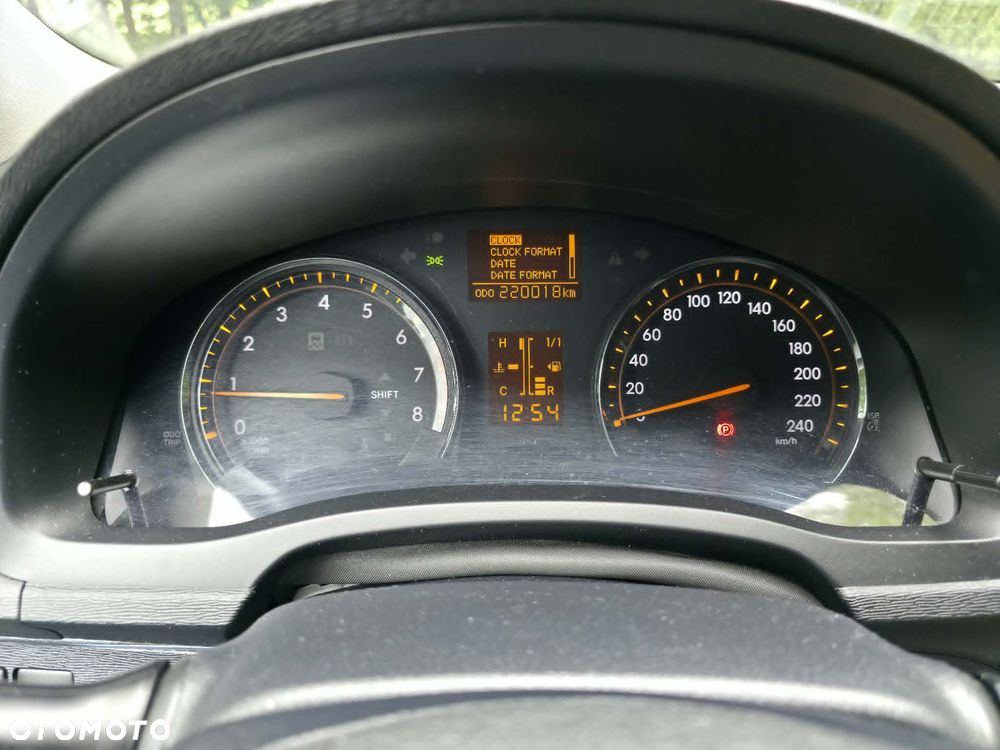 Toyota Avensis 1.8 Premium EU5 - 11