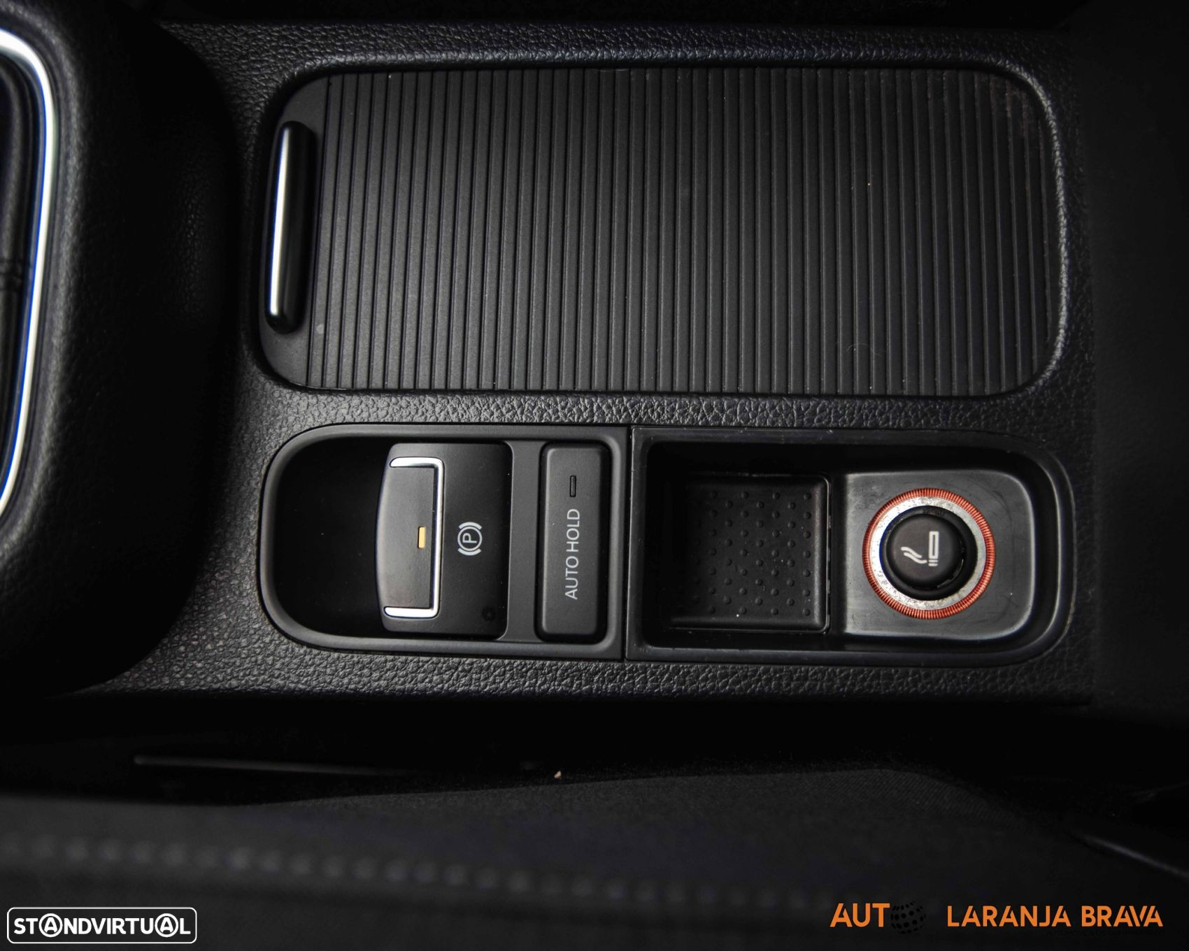 VW Sharan 2.0 TDI Confortline - 28