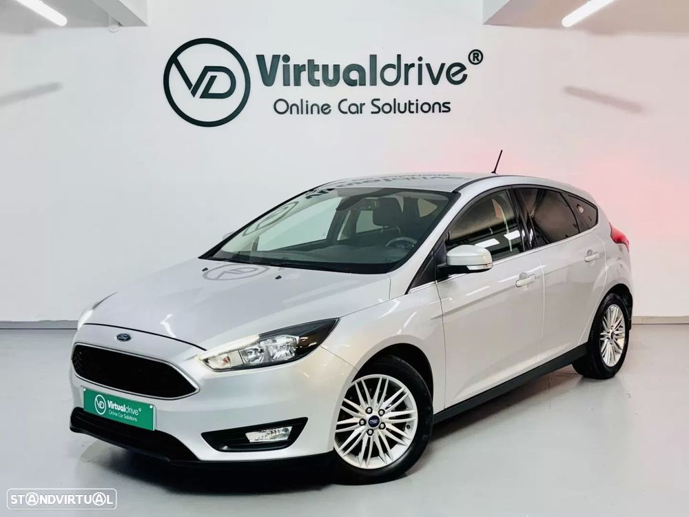 Ford Focus 1.0 EcoBoost S&S ACTIVE X - 18
